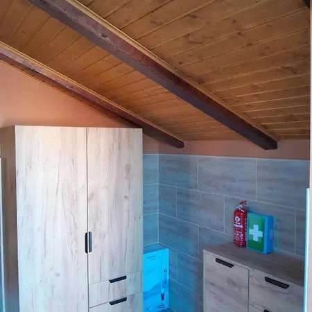 Apartman Lezerno