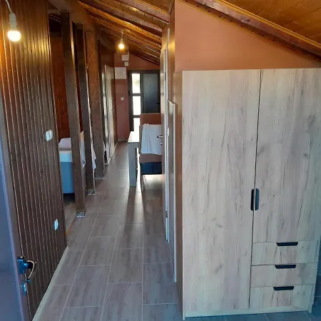 Apartment Apartman Lezerno Vodice